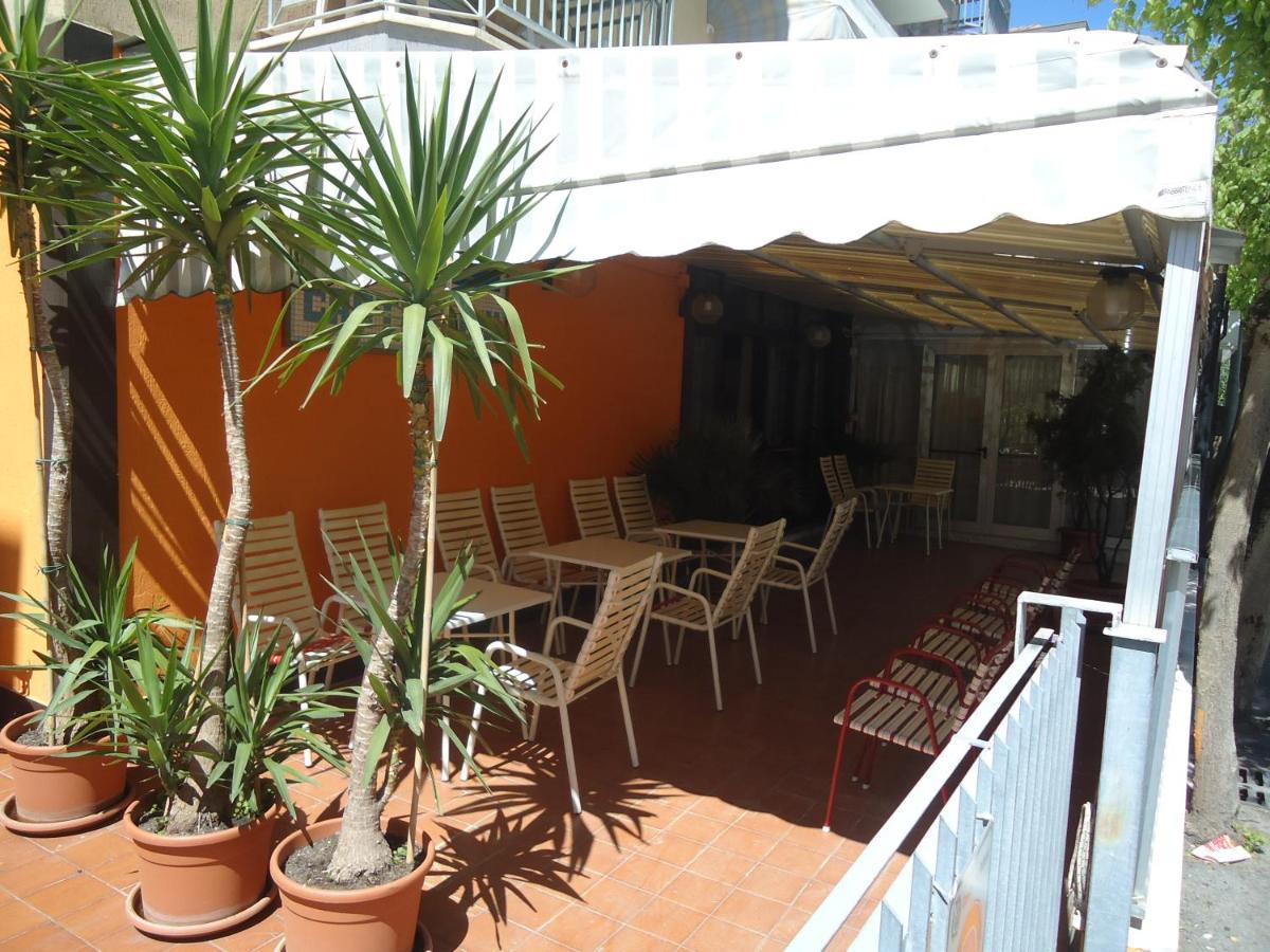 hotel castellani Rímini Exterior foto